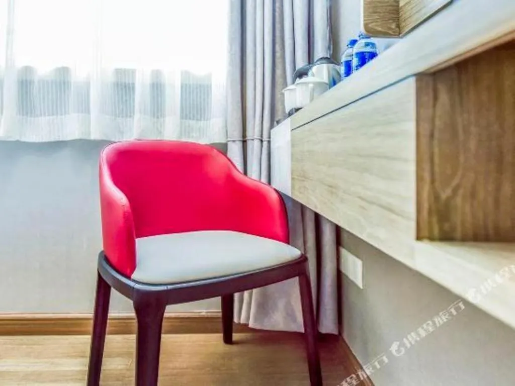 Borrman Hotel Zhuhai Mingzhu Railway Station Rainbow Shopping Mall